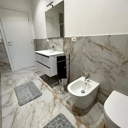 Kiro House *